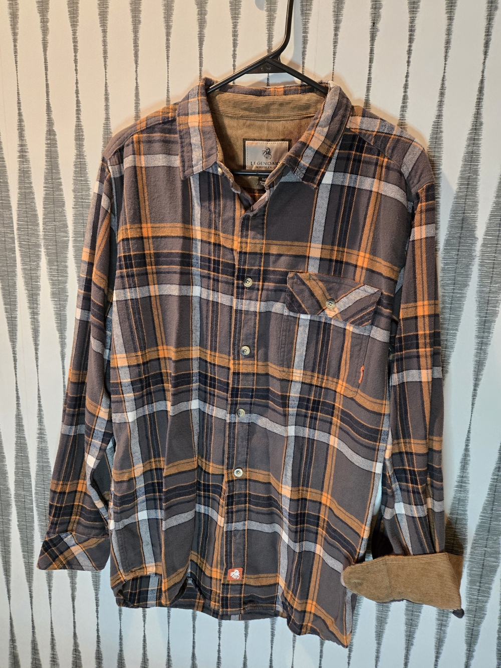 Legendary Whitetails Men’s Plaid Flannel Shirt Medium Gray Orange Corduroy Large